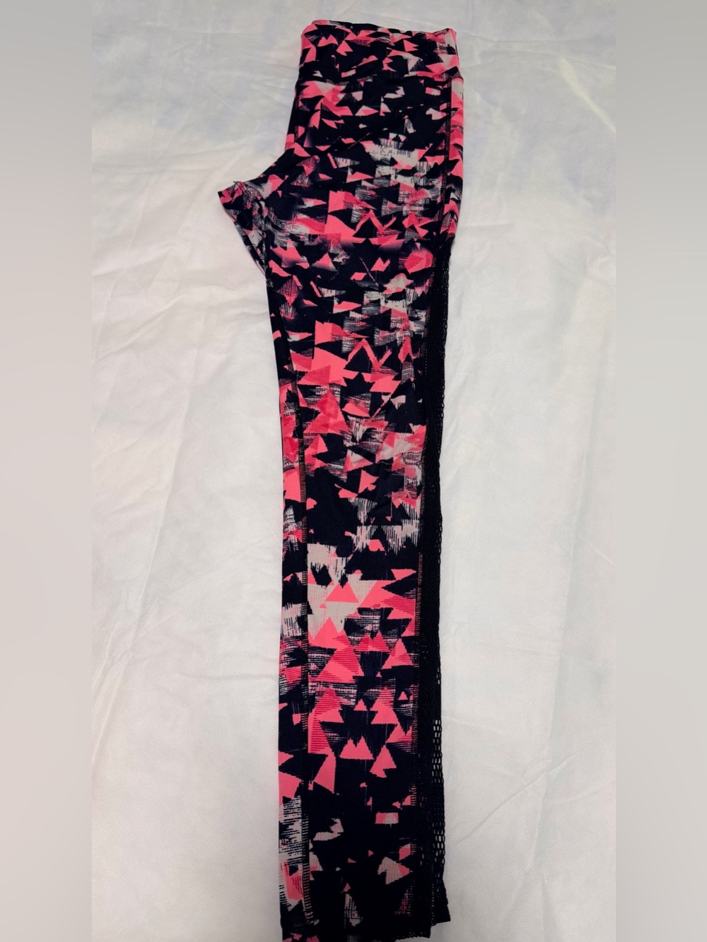 Pop  Fit Black Leggings with Pink & Light Gray Geometric Print